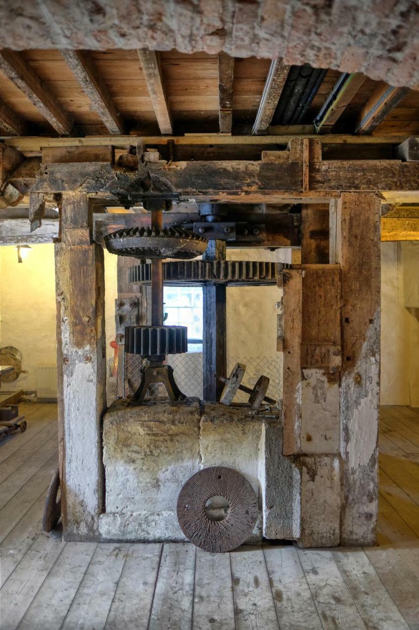 Kiln Wing, Old Corn Mill Villa Bushmills Exteriör bild